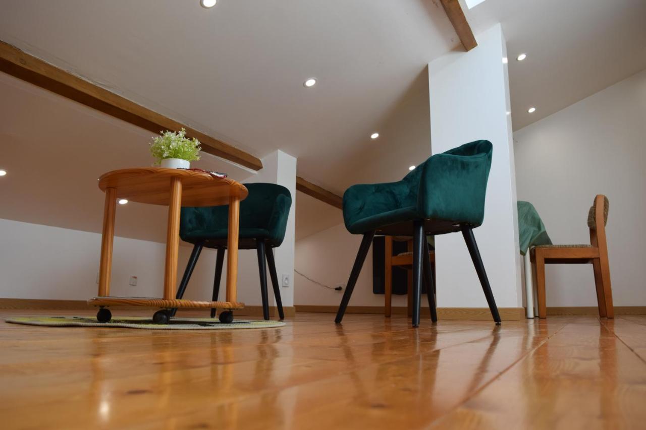 Appartement La Joie Dans Quartier Chic Pibrac Exterior photo
